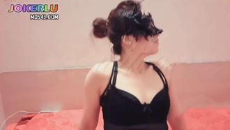  来吸我的小穴吧 蜜桃涩